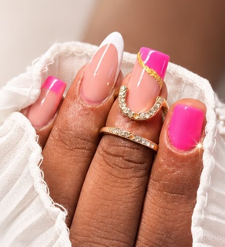 Pose d’ongles rose et french réalisée en formation